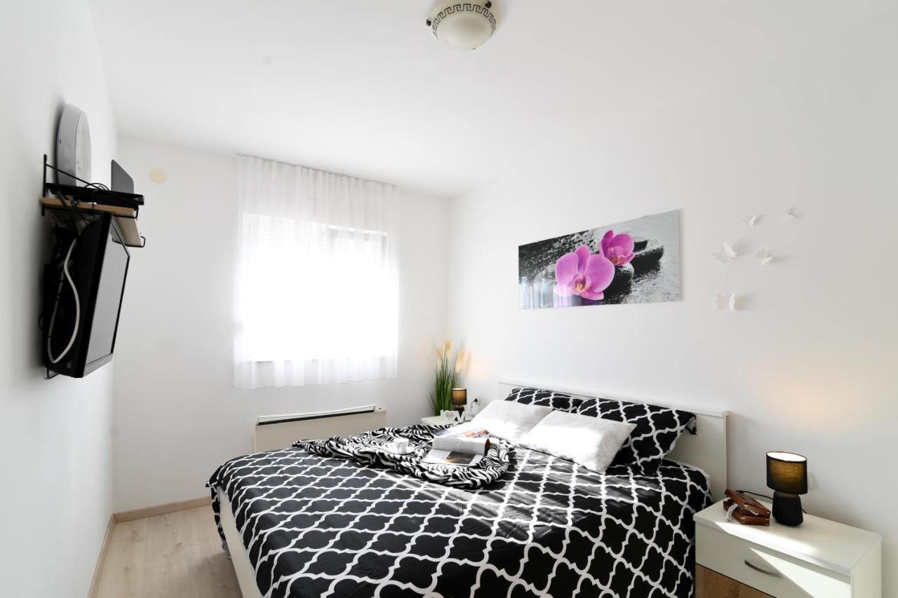 Apartamento Rossy Rijeka Exterior foto
